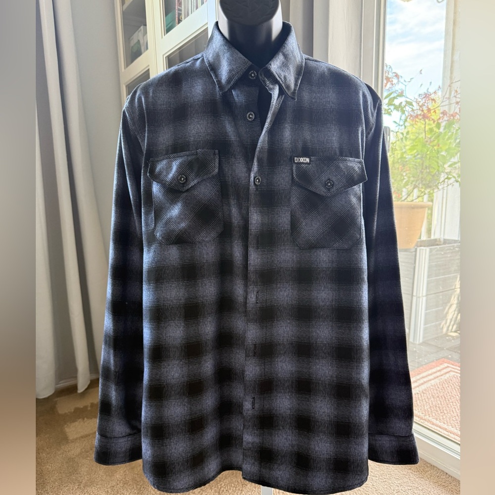DIXXON Dagodane Engraving Black and Gray Plaid Casual Button Down Shirt (L)